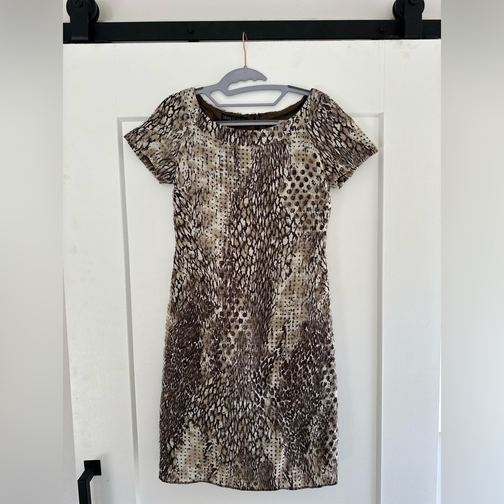 Stunning business dress perfect for the holiday season